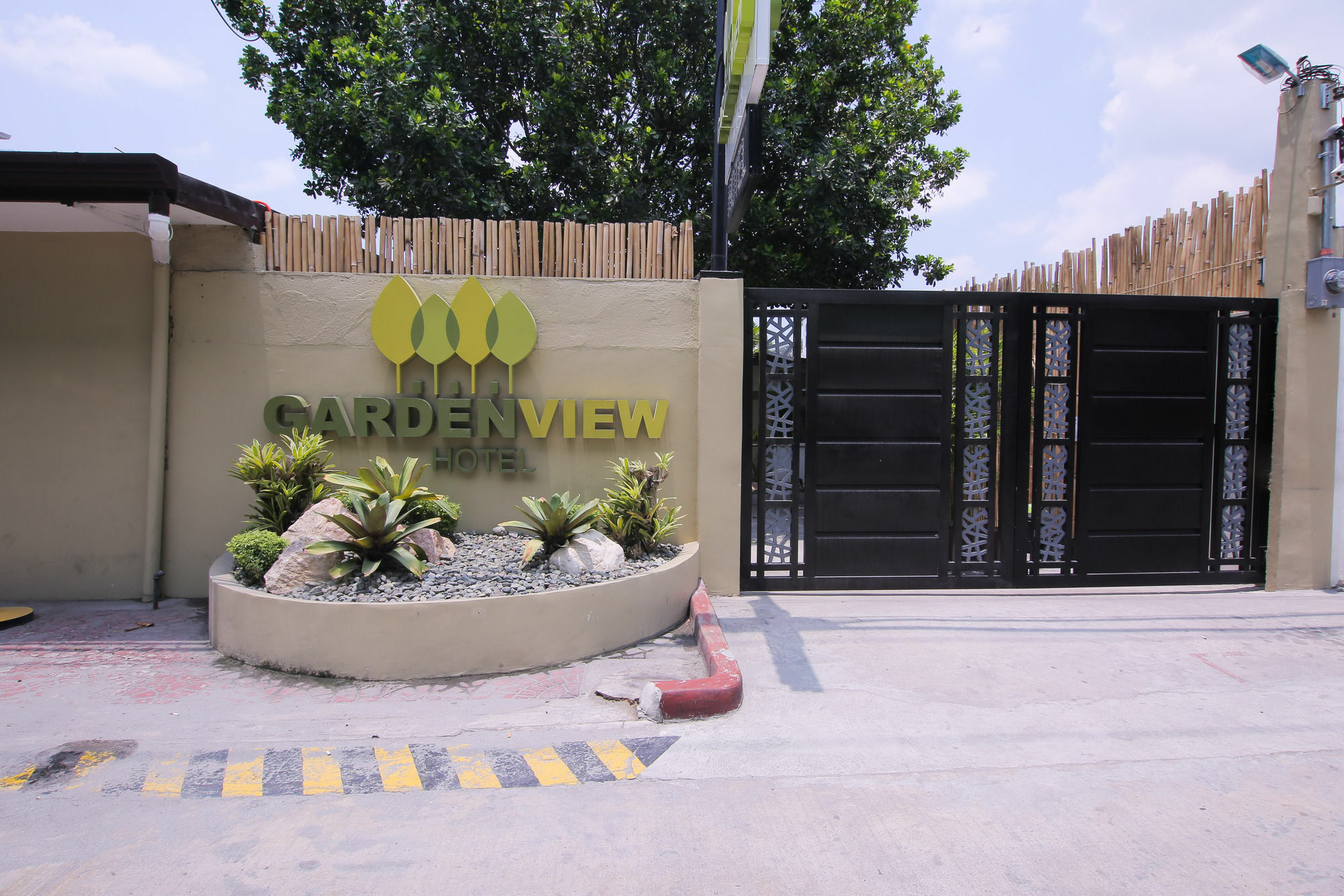 Garden View Hotel Angeles Dış mekan fotoğraf